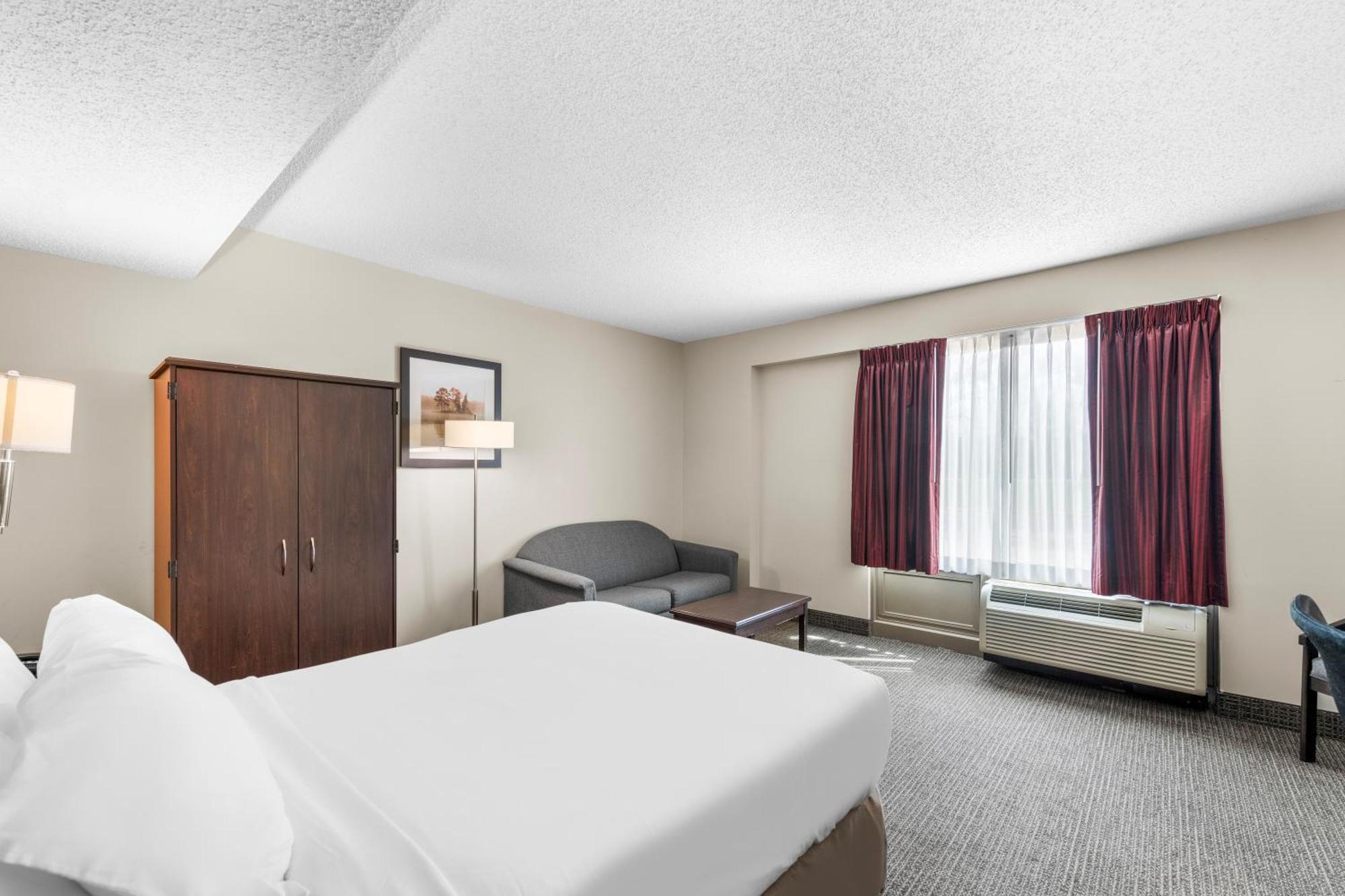 Quality Inn & Suites Columbus Exterior foto