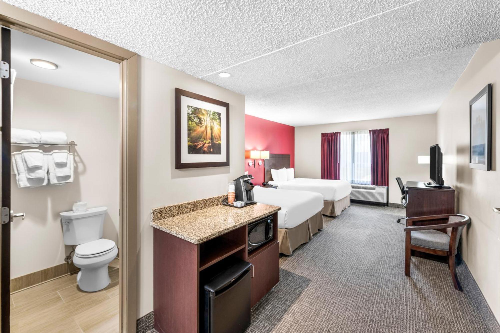 Quality Inn & Suites Columbus Exterior foto