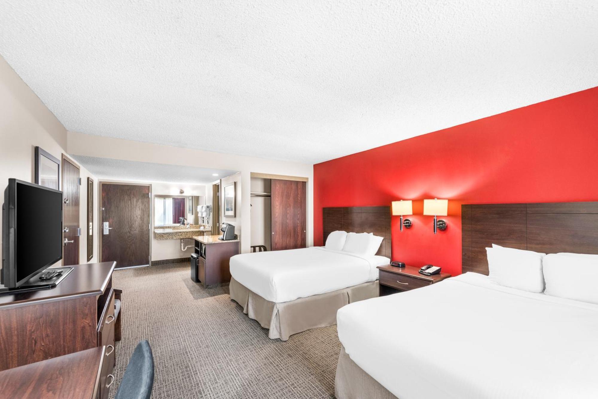 Quality Inn & Suites Columbus Exterior foto